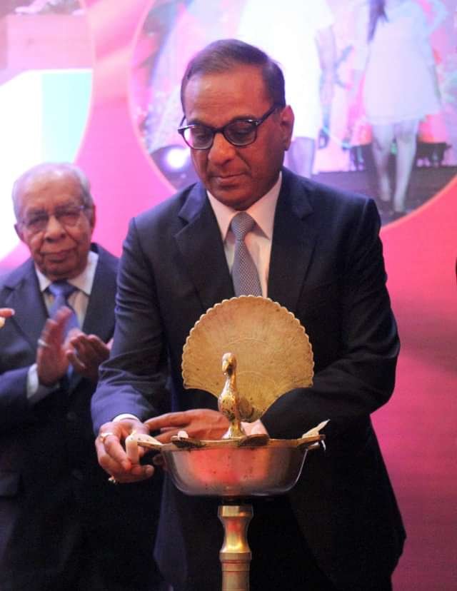 International_School_of_Business_and_Media